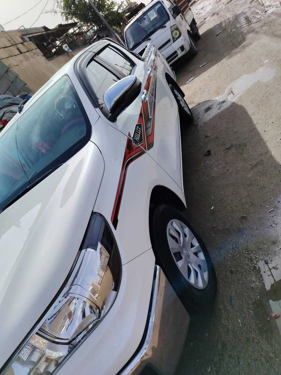 هايلوكس ساز 2023 سياره مكفوله كفاله عامه رقم مثنى ماشيه 75 سنويه 28 باسمي مكان سياره البصره السعر 245 وبيهه مجال الرقم ***********
