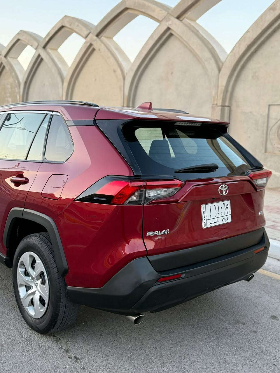 🔥تيوتا راف فور LE 2019
✅رقم كربلاء الدولي باسمي تحويل مباشر 
سنويه وهزة جديده 
✅عداد المسافه : 35 الف mill
✅حجم المحرك : 4 سلندر 2500 
✅الضرر :  بارد في الصندوق فقط 
 ✅مكفوله من الصبغ والتبديل ايرباك سليم
🔥المواصفات LE الاعتياديه 
 ✅السياره استخدام قليل نضيفه جدا 
🔥السعر 205 ورقه قابل لتفاوض
✅للاستفسار الاتصال 📞
✅*********** مهندس حسين  
✅كربلاء / حي الحسين 
✅شركة_المتحدة_لمزادات_السيارات_وقطع_الغيار

