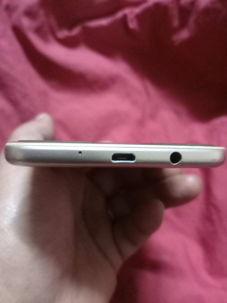 سلام عليكم حبايب ومن رخصة مدير لكروب // جهاز موبايل كلاكسي جي سفن 7 برايم ذاكرة 16 مستعمل بس نظيف يدعم جميع البرامج بالاضافة لألعاب البوبجي وغيرها بسعر 50 ألف مع مجال بسيط للطيبين وليحب يشتريه خلي يدخلي عالخاص ///؟


**إذا كنت صاحب هذا الإعلان وتريد حذفه لأي سبب، رجاءا أرسل رسالة إلى الدعم الفني**