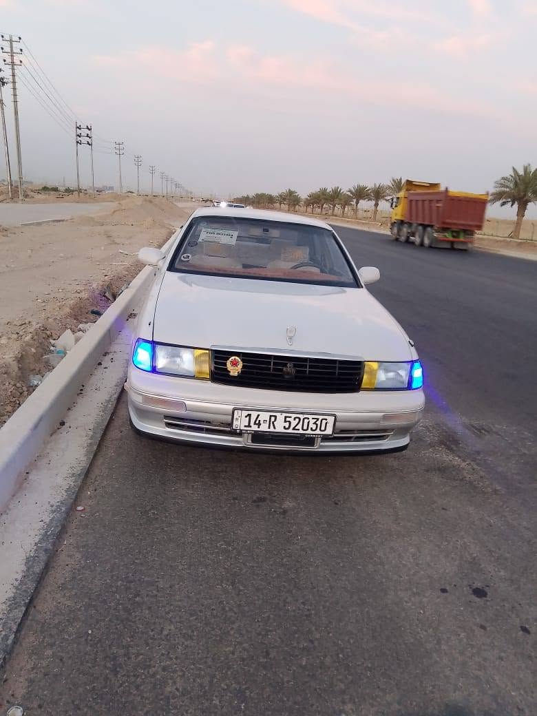 سلام عليكم ورحمة الله وبركاته 
السعر 55وبيه مجال
بطه موديل1993من فصل 
رقم بصره14نكليزي 
 مشروع وطني سنوي 31
مكفوله من الكص والنغل  والعيب شرعي
مكينه وكير 2500فيفيتي مكفوله هيه والكير 
تبريد شغال ثلج
حداده بل كارتون مانغصه شي 
كهربايت من طول لطول جاهزه 
دوخاله بلكارتون دشبول بطاين 
تخم تاير ستوه شاده بكرتونه 
العنوان البصره الستفسار ***********
