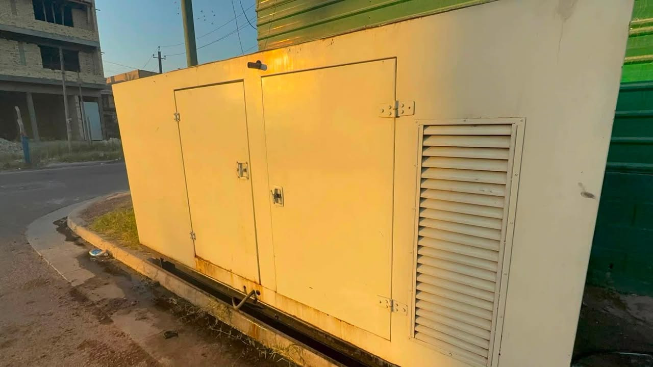 مولدة نوع كمنز 102 توليد 150KV
6 سلندر راديتر نحاس امريكي اصل اصل وليس صيني مكينة  فقط بخار تجي تفحص وتشوف بعينك السعر 37 وبيها مجال مكاني بغداد السيدية ***********
