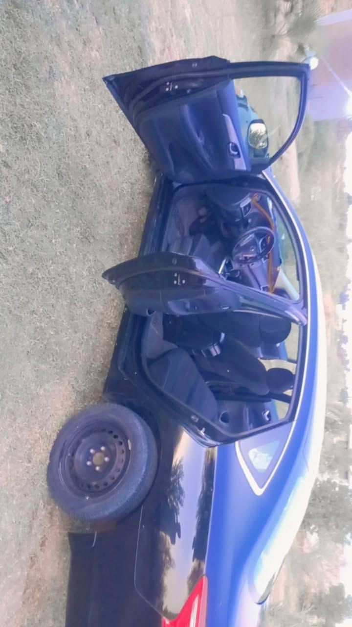 نيسان سنترا مديل 2017 وأرد أمريكي ضرر خفيف
سنويه جديده إلى غايه2031
سنويه بسمي 
تدفئه +تبريد 
حداديه:70%
دواخل نضافه 100%
نظام: مانع انزلاق
نظام:سبورت 
نظام :اقتصاد بالزين
نوع المكينه :CC1800
نوع الكير: سفتي: ٦ نمر 
الون: أسود 
العنوان: واسط .كوت .قرب كليه جامعه الكوت الأهلية 
رقم الهاتف: ***********
السعر ::::90 $$$$$$$
