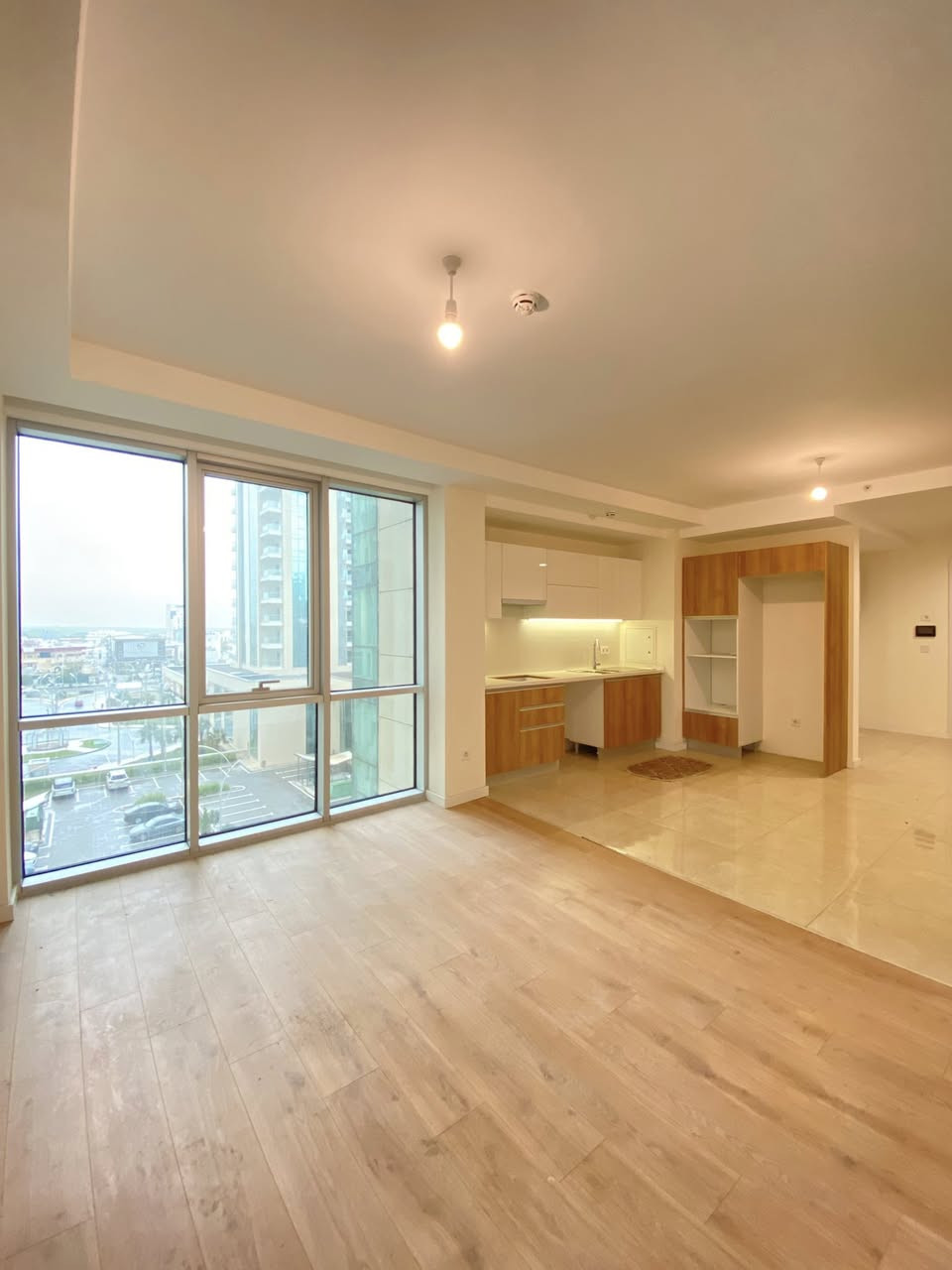 امپاير وينگ
🏢للايـجار  –  بۆ  کرێ

 ♦️– غرفه و صالة  و مطبخ مفتوح/ 1+1

 ♦️ –  لمزيد من معلومات تواصل على واتساب:

يوجد عروض للايجار و بيع و شراء في مربع الذهبي :

0750 099 89 89 📞

عقارات مۆنیتەر Monitor Real Estate
