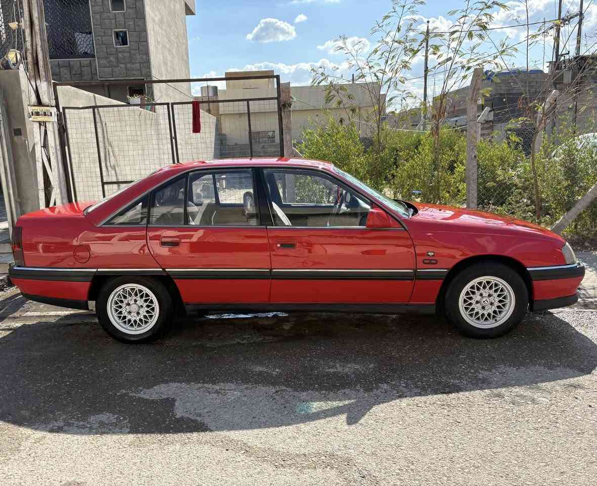 للبيع اوبل اوميكا موديل 1991 سنوية مشروع وطني سيارة بلادية بدون حادث بيها شكم مكان صبغ محرك 20 بلادي السعر 45 للاستفسار ***********
