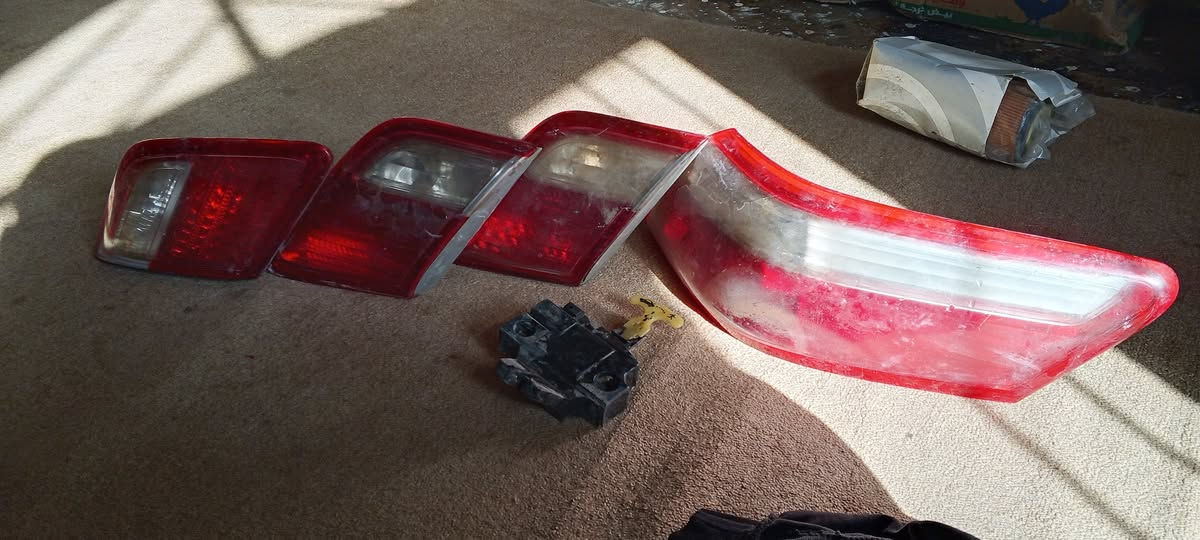 السلام عليكم ورحمه الله وبركاته البيع بك لايت كامري قفل صندوك و فلتر الشراي يتصل ***********
