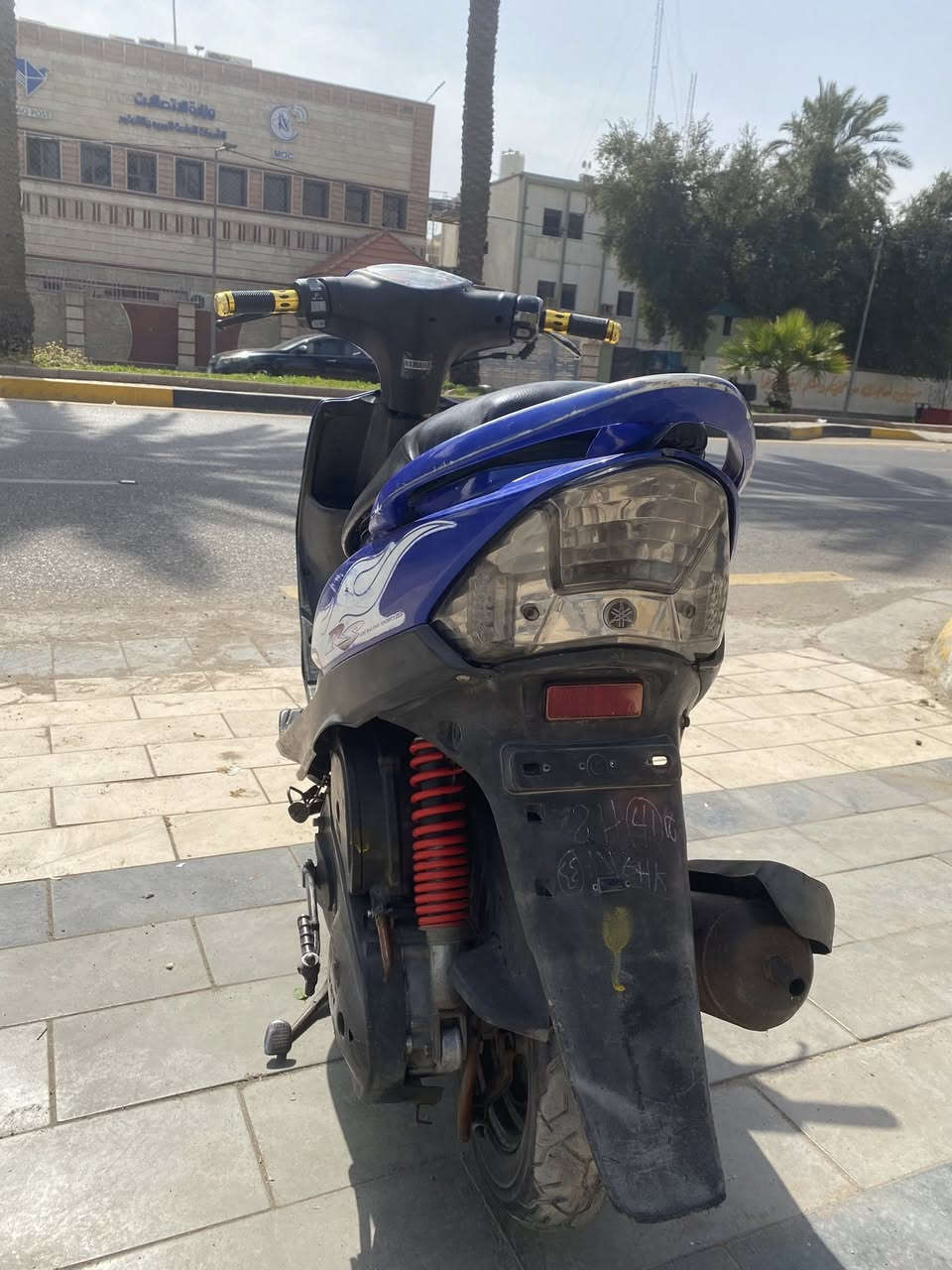 سلام عليكم ماكس عدله للبيع دراجه بلاد
وبيها ملاحضات 
السعر ٦٠٠ وبيها مجال حك الجيه 
مكاني بغداد ساحت مضفر 
***********
