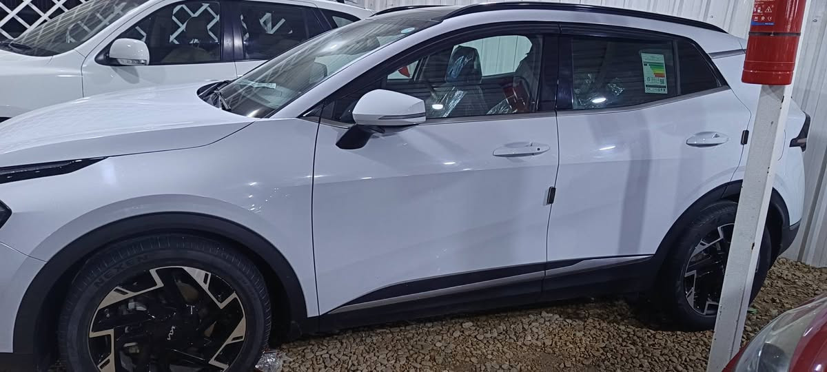 مواصفات gt lin
داخل بيجي بيها شخط بالباب 
موديل 24 ..
***********
***********
النجف الاشرف
