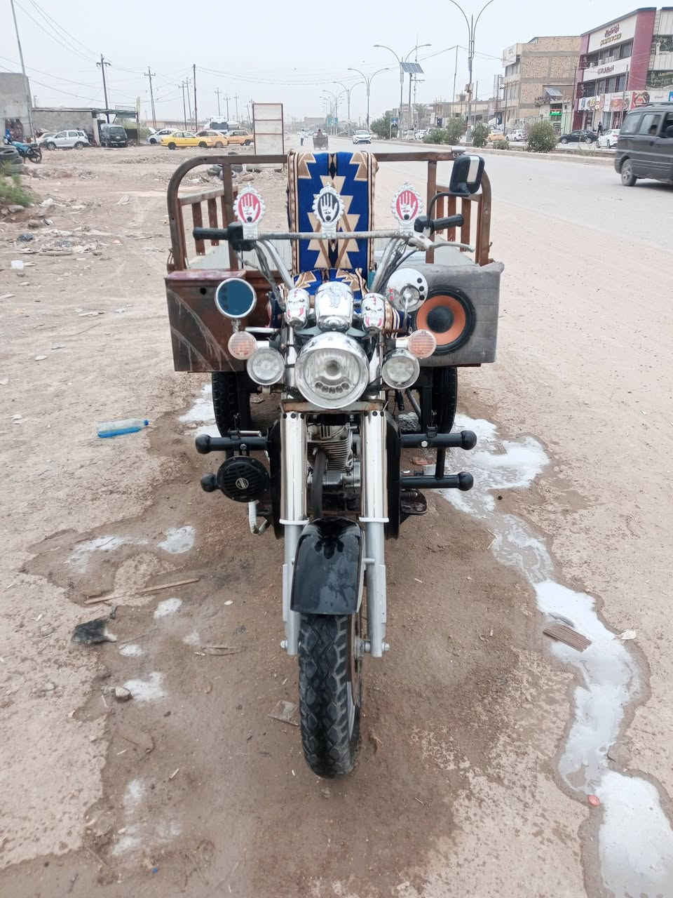 السلام عليكم امتار للبيع 2012تعمير 26كله جديد كلك الشراي يجي خاص


**إذا كنت صاحب هذا الإعلان وتريد حذفه لأي سبب، رجاءا أرسل رسالة إلى الدعم الفني**