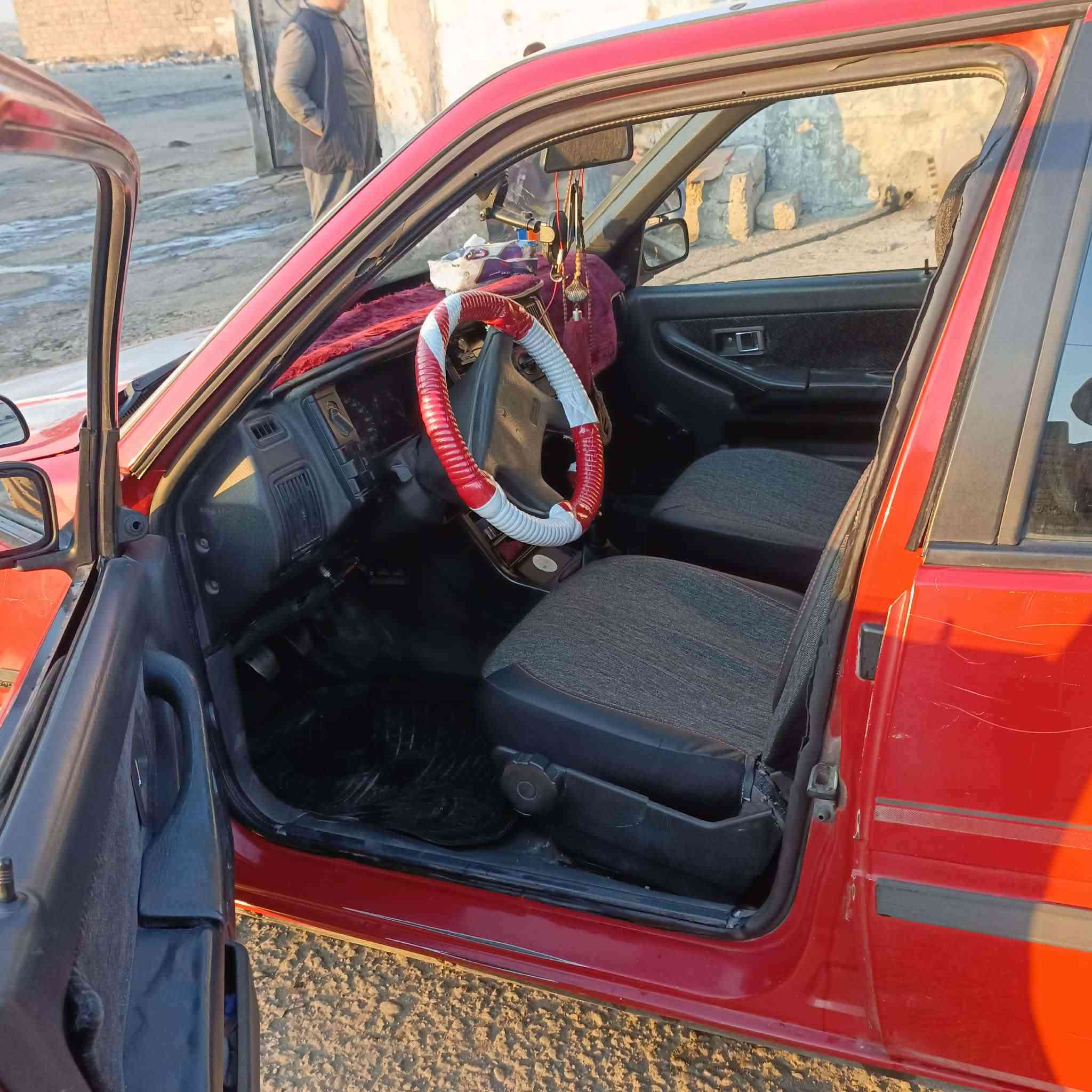 فالفو 🚗
موديل 1992
رقم نينوى دولي ✅
سنويه جديده 
 كاربون بانزين بيها ⛽ 
شرط التحويل ✋ 
محرك وكير شرط ✋ 
♦️كير عادي
♦️جامات عادي
♦️غرامات صفر 
♦️حجم 440
السياره شرط لاطخه ولاضربه حت معجون مابيها بعدها 
بلاديه السياره والكشر كدام العين 👀
#غرفتها حلـِۈۋ‏وھّ تخبل بطاين جديده لك سياره مصروف عليها
#ملاحضه أإأذأإأ اكو فرخ بطه او فكتره اعارض حت لْـۆ 
فرق مو شكال بس يكون نضيف ❓
وجاهزه ماعايزها بس ستر •اللّـہ̣̥ مال جناي ✋ 
#الشراي يتصل ويدلل مايكون خاطرو الاطيب ☎️
المكان موصل الايمن حي الآبار 🚶‍♂️
#كورك ***********📞
#اسيا *********** 📞
