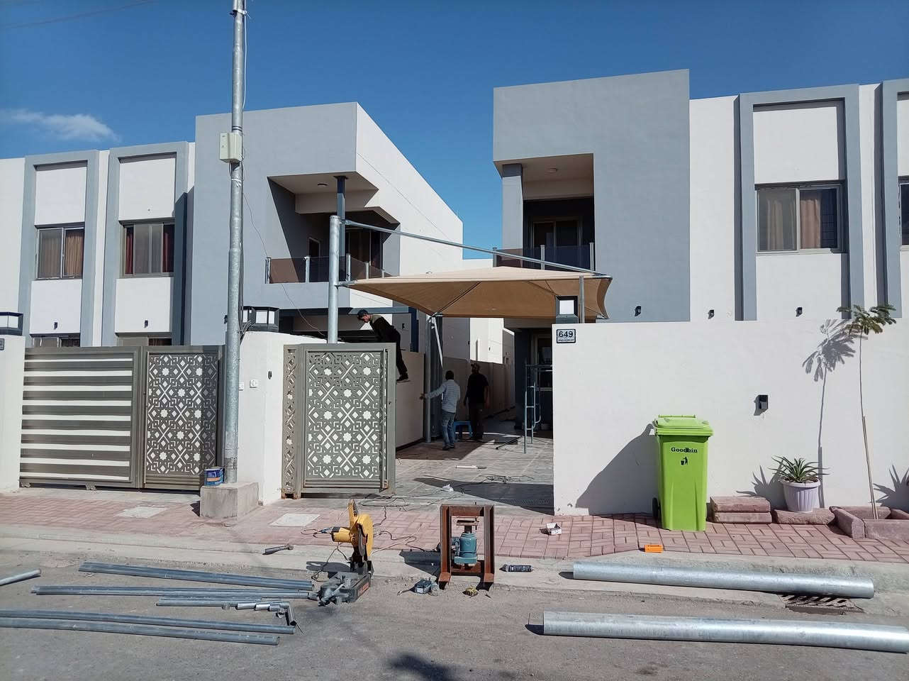 تم بعون الله عمل سقيفه هرميه في مجمع نجمه بغداد ونشكر كادر مكتب الصادق اللسقائف كي سبان سعر المتر 40الف***********
