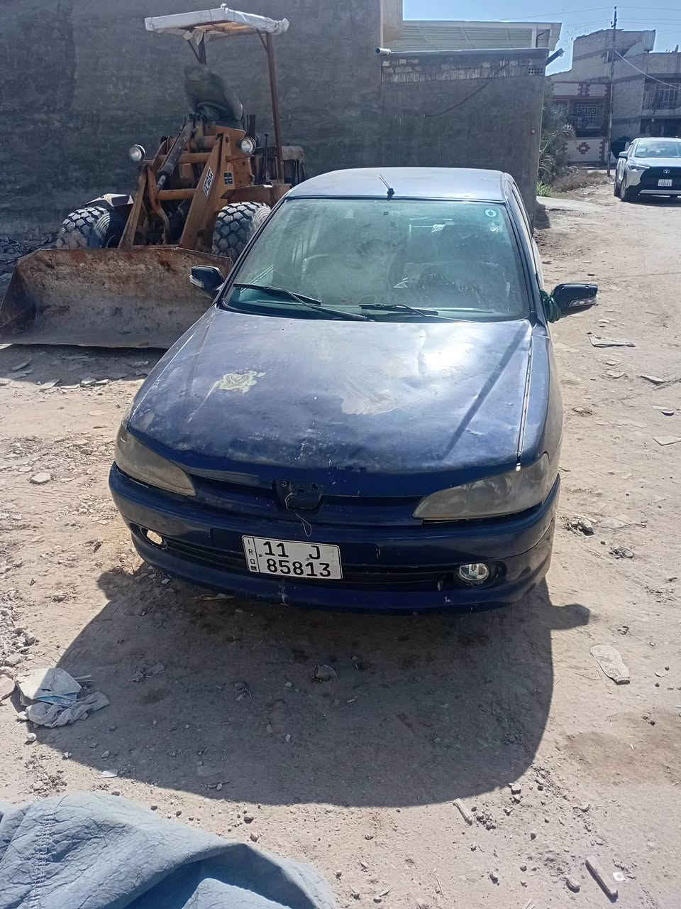 للبيع بيجو فرنسي موديل2001بسمي كفالة من صبغ وظربة الكشر شؤف عينك يردل ترتيبات كير ومحرك جدد سعر ٢٨ وبيه مجال ***********مكاني بغداد
