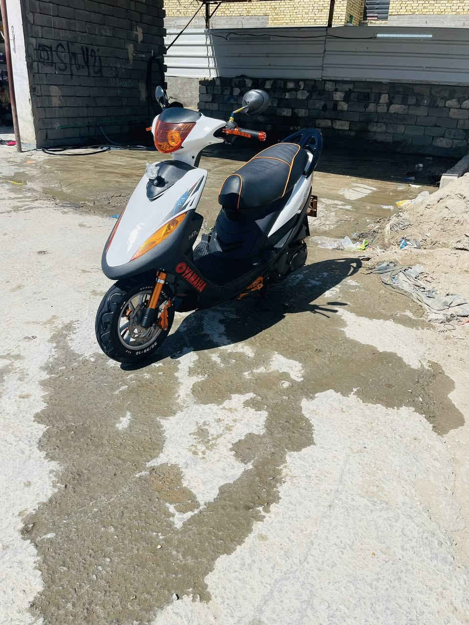 سلام عليكم دراجه ماكس مزوده تزويج كله رياضي سعر ٩٥٠وبيهه مجال الشراي مكان الناصريه الغراف رقم ***********
