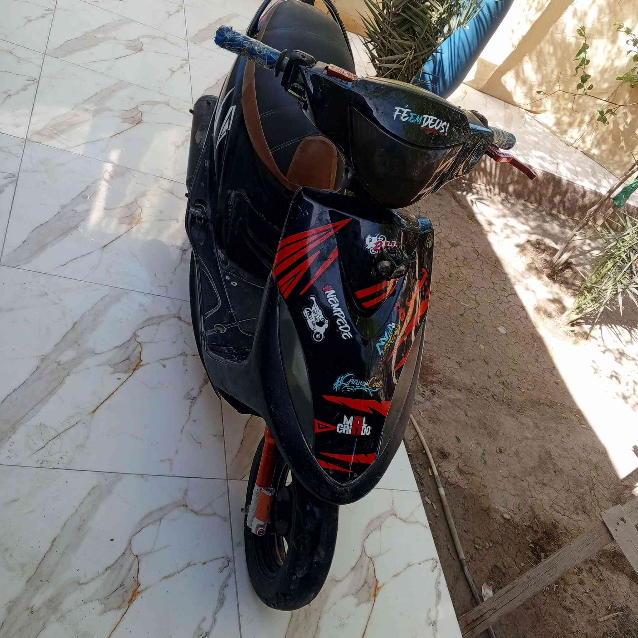 السلام عليكم من رخصة الادمن
ماكس عدله للبيع مفتوحه مره وحده كلشي شغال بيها سلف هندر لايت ماعدا الاشاير سعر 500 وبيها مجال


**إذا كنت صاحب هذا الإعلان وتريد حذفه لأي سبب، رجاءا أرسل رسالة إلى الدعم الفني**