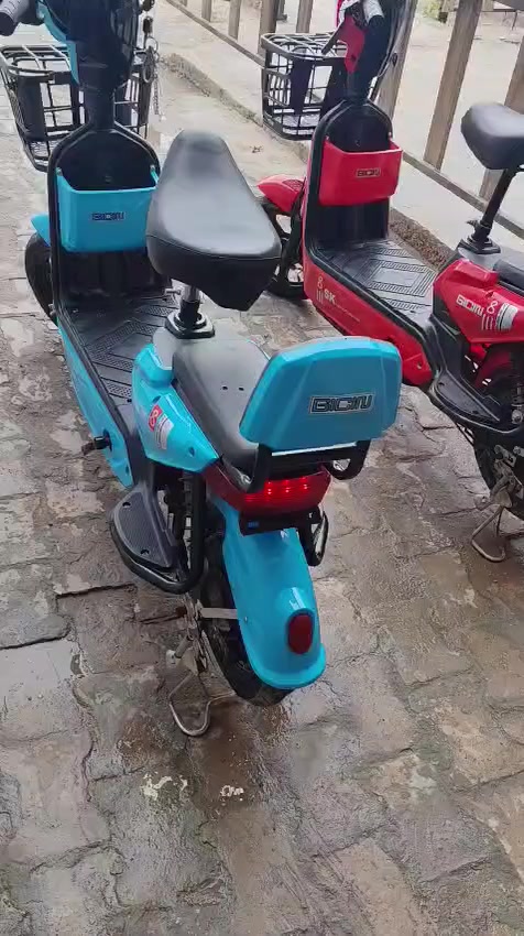 دراجات شحن حجم 20
ثلاثه سرع تمشي 60 نضافه فول
سعر   لو وحده ب 300   وبيهن مجال
بيع مستعجل..
بغداد زعفرانيه📍 ***********  .وتساب
