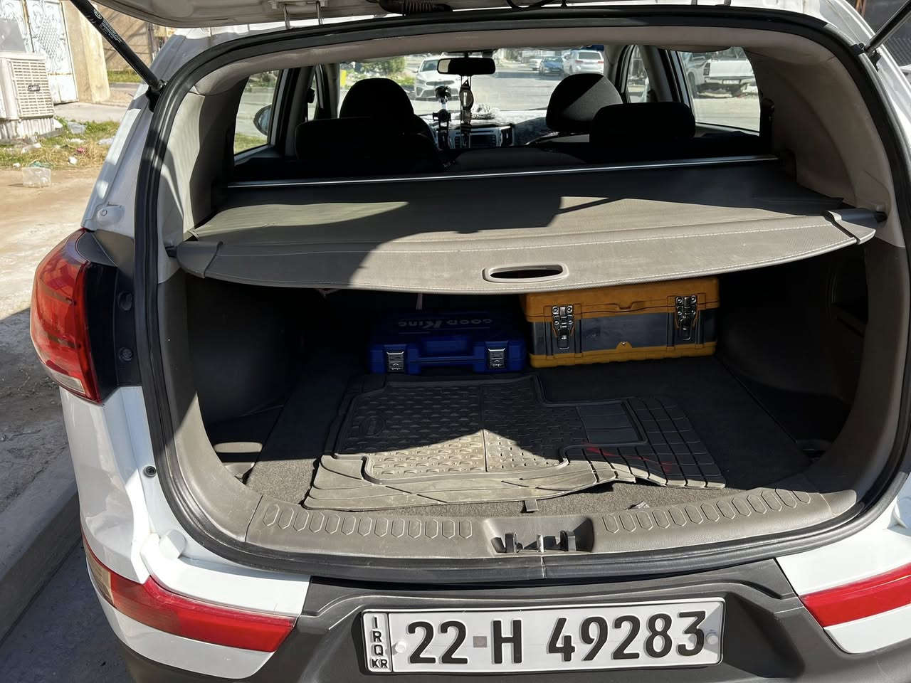 السلام عليكم كيا سبورتج 2016 خليجي مكفول عدا بارد في الصندوق السياره نضيفه حيل منضومه زنون كامله تحكم ستيرن مابيها اي نقص مكينه حجم 2000 السعر 165$ المكان بغداد /حي الجهاد رجاء المو شراي ليكسر بسعرها وتحياتي للجميع  التفاصيل ***********
