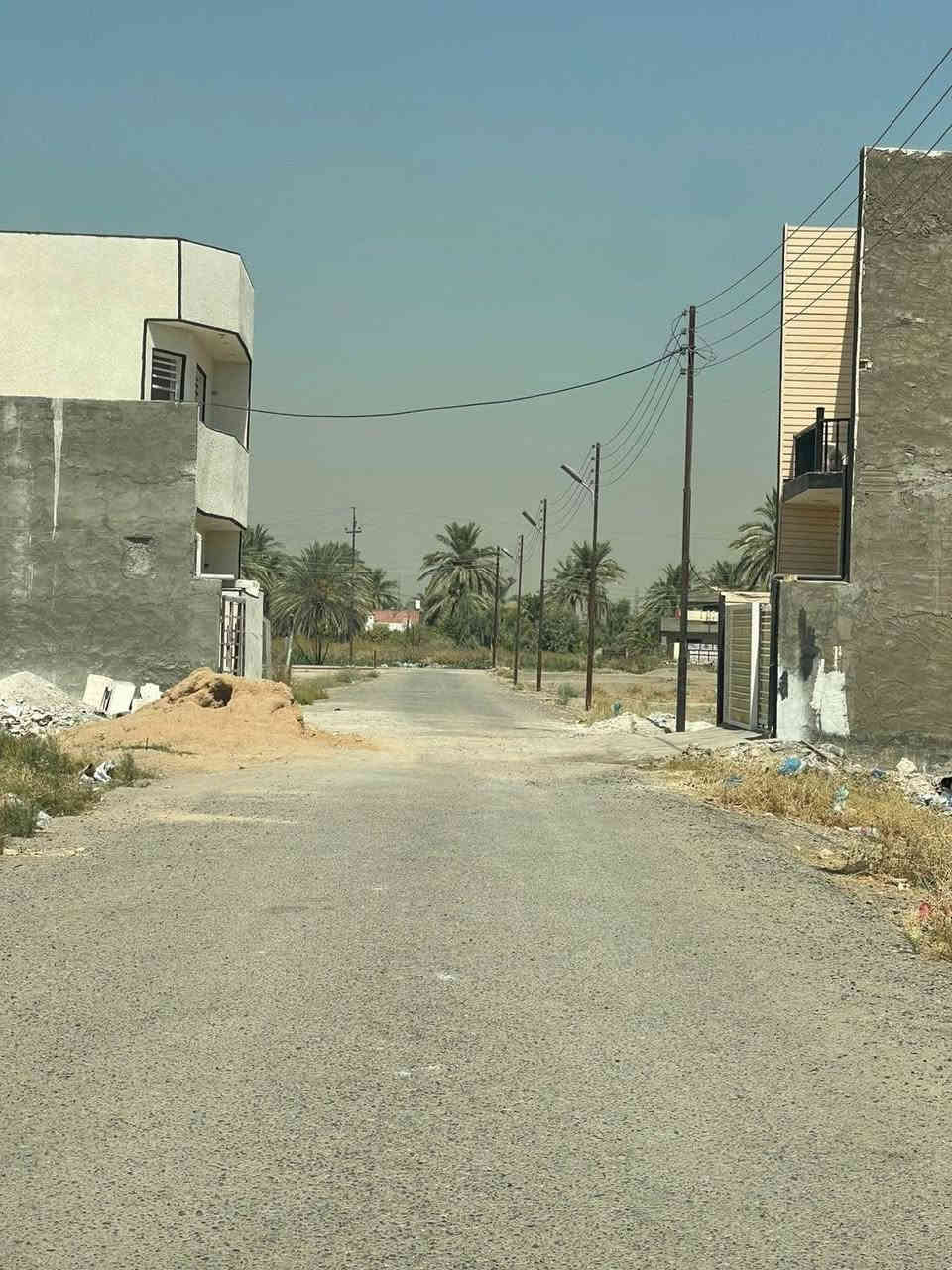 قطع اراضي طابو ملك صرف في الدوره تبعد عن الطابقين 10 دقايق الها مدخلين من هورجب ومن السريع 

🟥السعر 28 مليون لل100 متر

***********
