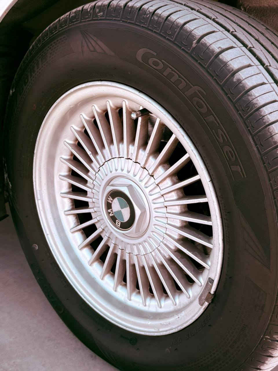 واسط الكوت كفاءات 
السلام عليكم 

BMW 730i 

8 سلندر اصل 

موديل 93 اصل 

رقم بغداد إنكليزي الجديد 

تخم تاير اويل شعاع بلاد 

فتحه شغاله 

كهربائيات كله بلاد بدون جطل 

السيارة بلاديه بدون صبغ شرط 

غرفه كهرباء بلاد 

سيارة جديده ع البلاد مملعوب بيها 

حداديه خلفي امامي جديد 

السيارة كل نقص مابيها 

مكان السيارة بالكوت 

السعر 73 وبيها مجال 

***********
