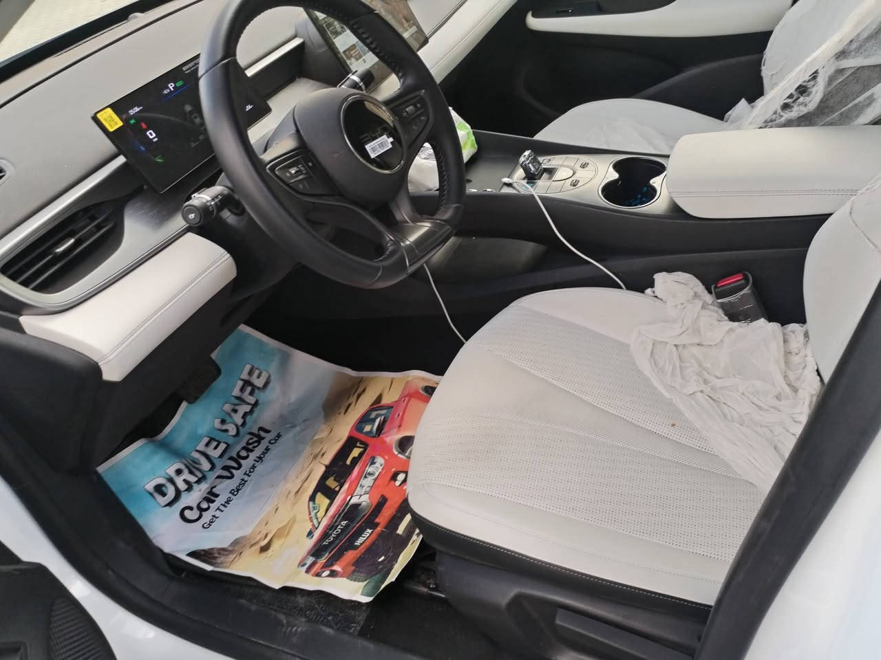 السلام عليكم رمضان كريم سيل فايف مرقمه بغداد بسمي ماشيه ٣الف ع محرك بعدها دهن الشركة بيها كفالة عامه زيرو سيارة كامل ملحقاتها وياها السعر ١٩مليون وقفلها ١٨٧٠٠قفل قفل وكلشي اكو بالسوك ١٢٣ورقه ميعجبك المنشور تخطي سويله الموقع بغداد الكرخ الاتصال ***********
