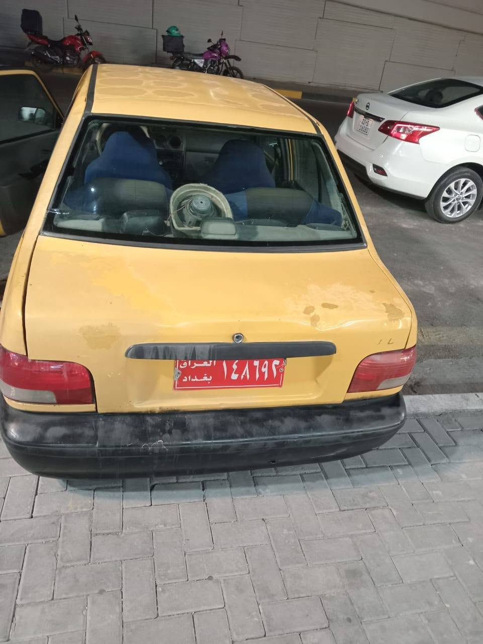 سايبه للبيع رقم بغداد احمر موديل ١٢سنويه عظم  سياره جاهزه  فقطالمحرك بيه صوت بكنابيع هلموجود سعر ١٠ بيه مجال قليل هاتف ***********
