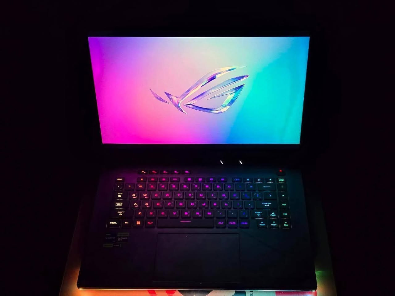 السلام عليكم
لابتوب گيمنگ 
ASUS ROG Strix G16 G614JZR-N408
مواصفات قوية موجهة للالعاب، التصميم، والمونتاج الاحترافي والاعمال الهندسية 

المعالج Intel Core i9-14900HX

كرت الشاشة NVIDIA GeForce RTX 4080 super 12GB

RAM 32GB (16×2) DDR5 

Storage 1TB SSD NVMe 

الشاشة :
16 انش
240hz
1600p (+2k)

كيبورد عربي انگليزي آر جي بي بأكثر من سطوع مع شريط آر جي بي امامي

مع ماوس گيمنگ بلودي آر جي بي والشاحنة الأصلية للجهاز

الجهاز نظيف واستعماله خفيف، سبب البيع : عدم التفرغ

السعر 3 مليون و100 وبيه مجال 

ادمن 🙏


**إذا كنت صاحب هذا الإعلان وتريد حذفه لأي سبب، رجاءا أرسل رسالة إلى الدعم الفني**