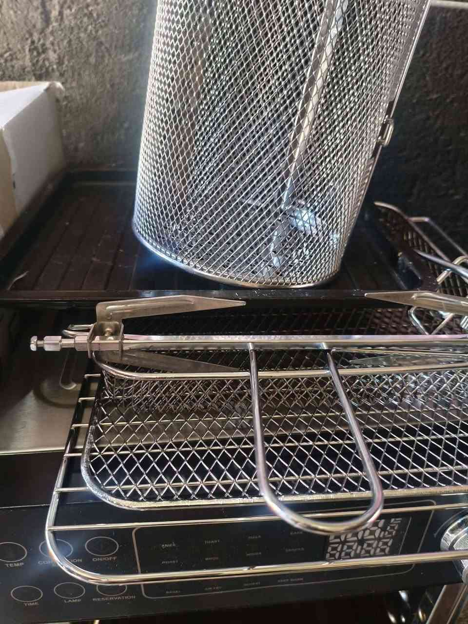 قلايه وفرن وحماصه حب وشوايه دجاج وتسوي كيك وفنكر ومشويات يعني ست البيت كله لمس وبيها كلوب داخلي والباب ماله بايركس حراري حجم ١٦ لتر عملاقة بعده

الناصريه البطحاء


**إذا كنت صاحب هذا الإعلان وتريد حذفه لأي سبب، رجاءا أرسل رسالة إلى الدعم الفني**