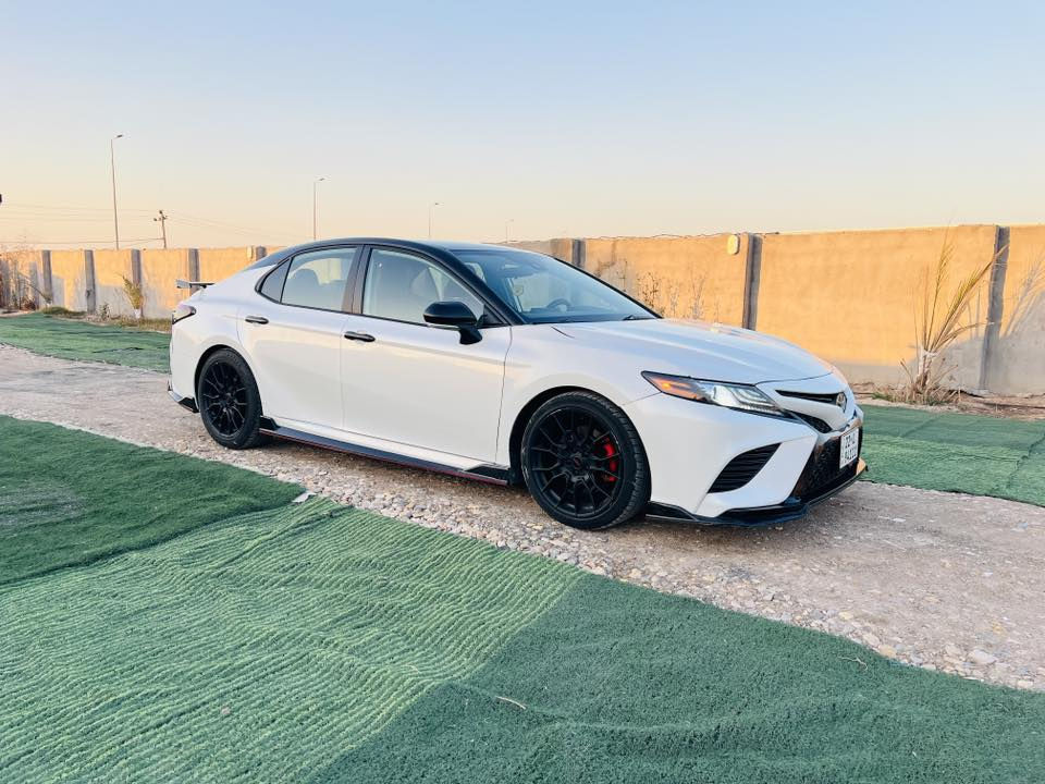 السلام عليكم للبيع 
تويوتا كامري.  TRD 2022 فوول مواصفات 
محرك3500  6 سلندر 
تو كلر 
نقاط عمياء 
لحاية بلادية 
بصمة تشغيل و ابواب
لايتات لد امامي و خلفي
كراسي كهرباء 
سايد بريك بصمة
اوتو هولد
رادار توقف ذاتي 
رادادات محيطية
انظمة قيادة متعدده 
شفتات ستيرن 
( حادثها بسيط و صور الحادث ورقم الشاصي بالصور ) 
ماشية 84 الف  السيارة حدادية صدر وتراي خير من الله 
للاستفسار *********** او *********** السعر 245 وبيهة مجال حق الجية

