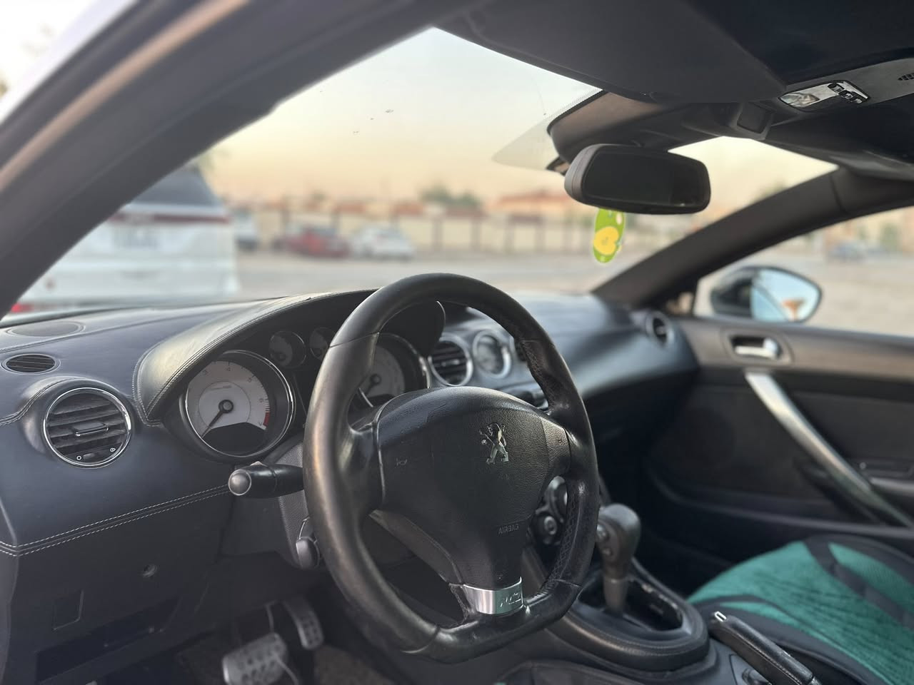 بيجو(RCZ) للبيع
للتواصل***********
