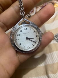 تكويك سويسري • ساعة