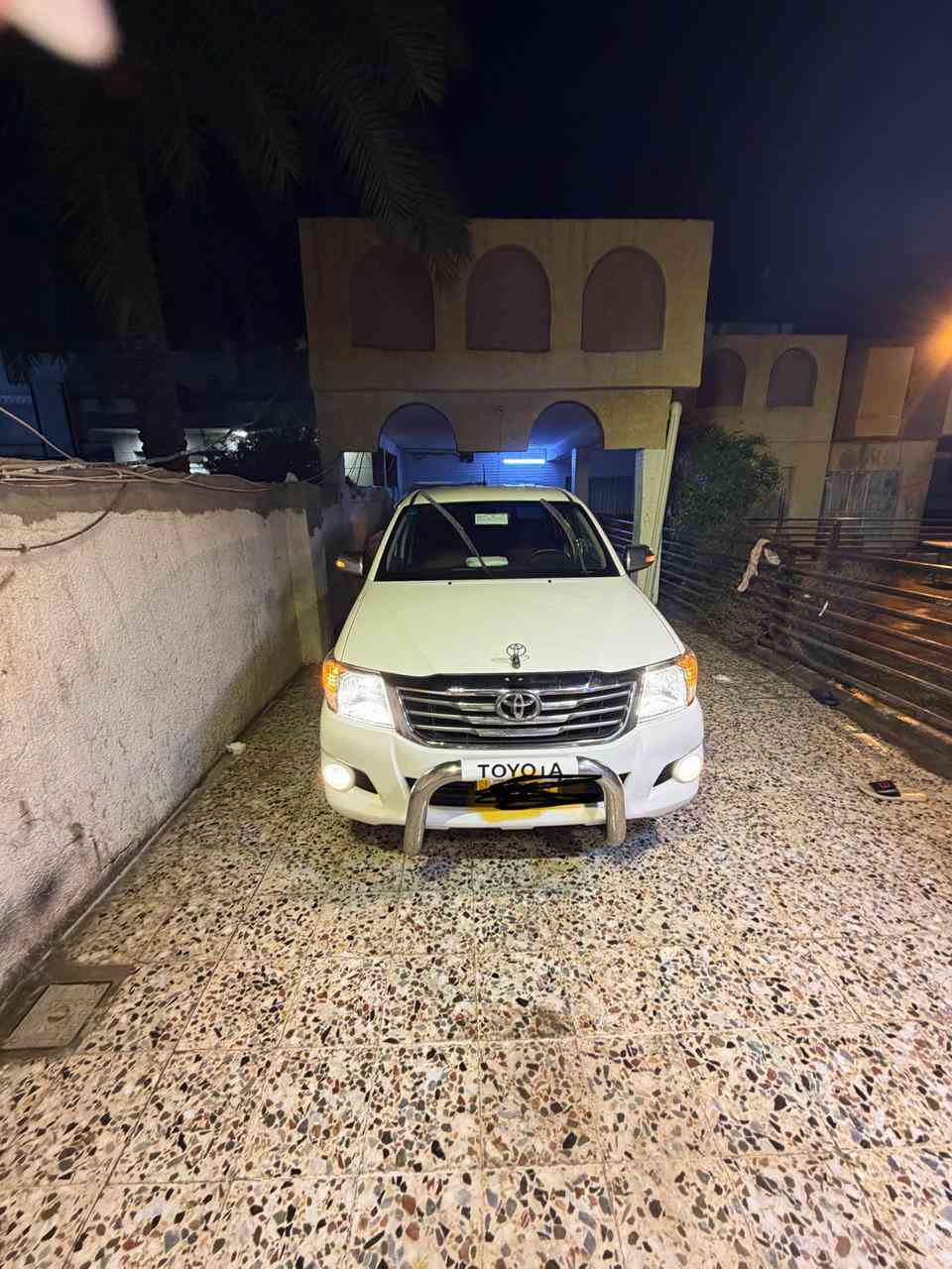 السلام عليكم البيع ها يلوكس اوتوماتيك شاصي 19 2013كفاله عامه 
غير متواجد ع فيس اتصل ع هاذ رقم ‏‪***********‬‏
