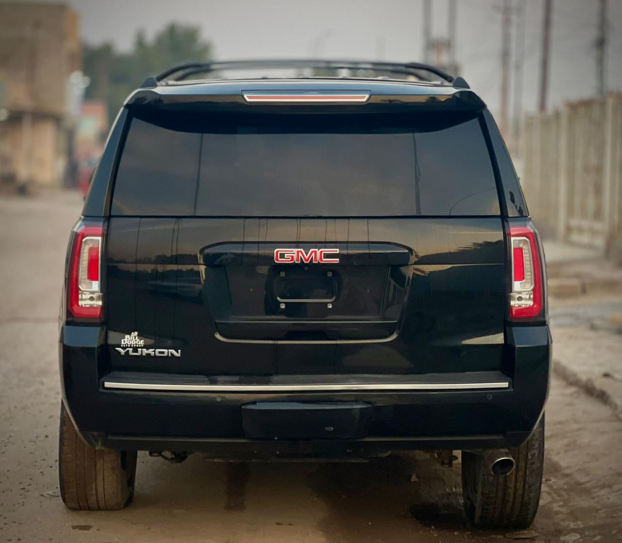 سلام عليكم جمسي دنلي بدون كص طابه سياحه موديل ١٦ بيه صبغ جماليه مال شخوط سعره ١٦٥.   ***********
