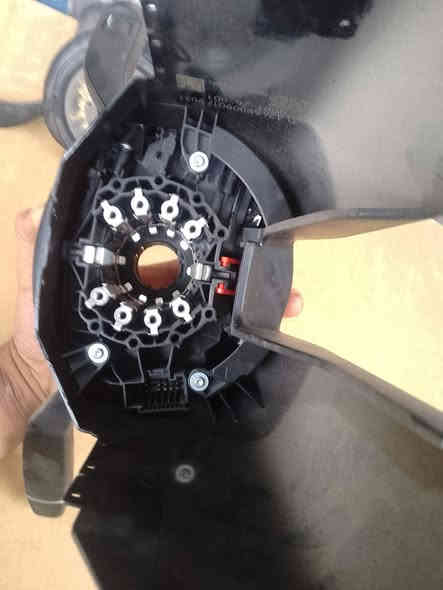 السلام عليكم للبيع قواعد عدد2مال مارسيدس حديث قيمهم وخذهم بحق الله العنوان بغداد الشعب قرب سيطرةالشعب القديمة مدخل السريدات رقم الهاتف واتساب ***********
