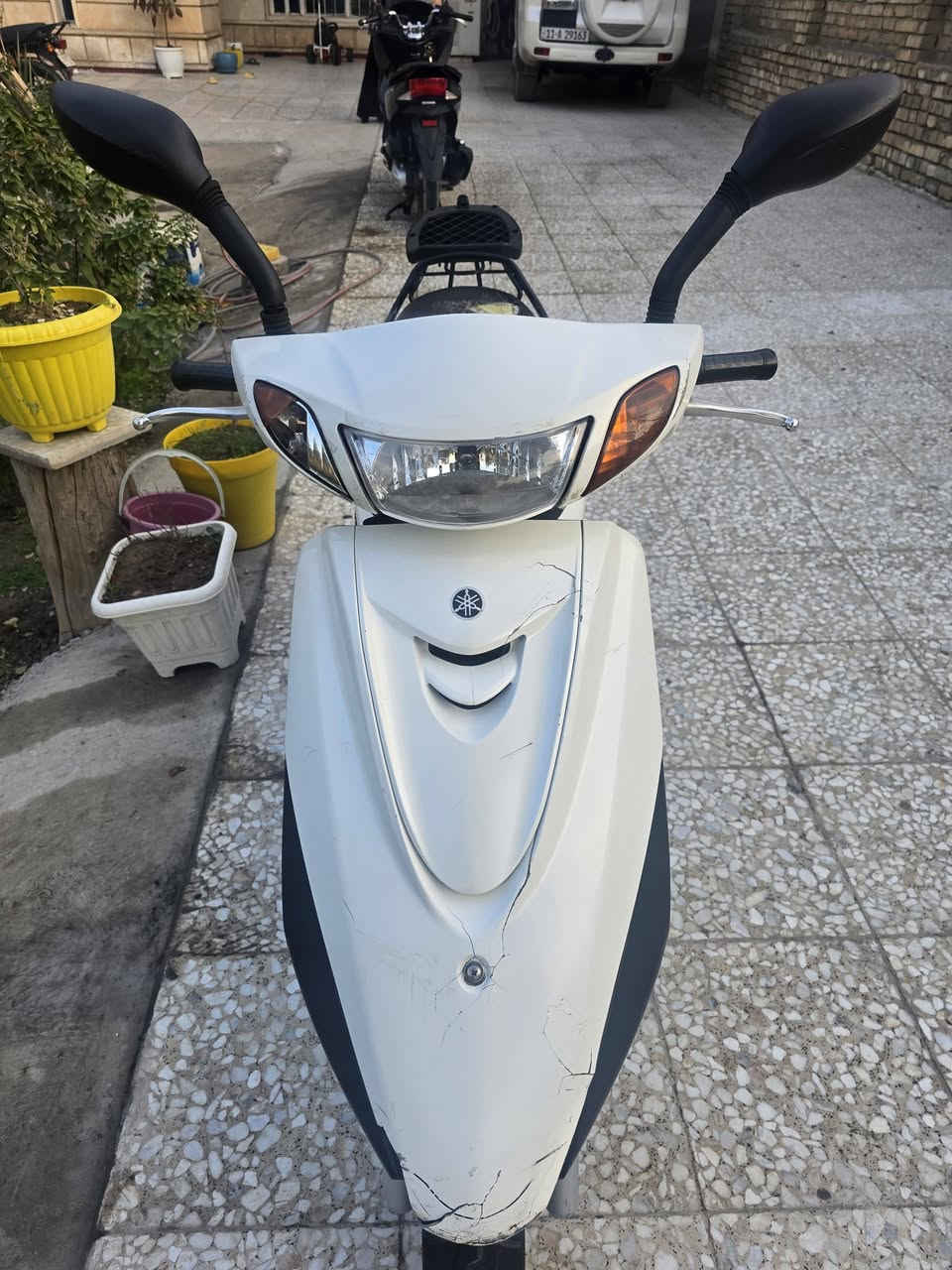 سلام عليكم شباب
دراجة اگزز موديل 2010
دراجة خير من الله مضيفة بمعنى الكلمه 
فقط الكفرات نص عمر بس الباقي انطيك بي كفاله عامة 
وجيب عشر فيتريه نضافة گدامك مكاني بلديات 
سعر مليون وبيهة مجال اذا تشوفهة أحله من الصور دراجة 
مال موضف مو مال طربگة رقم ***********
