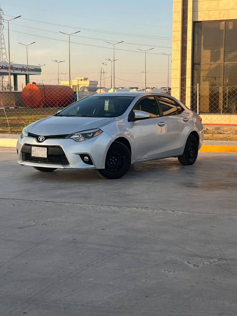 السلام عليكم كورلا موديل 2016امريكي 
حجم المحرك 1800مكينه وكير كفاله 
تخم تاير جديد حداديه100/75
سياره ليبل واحد 
سياره قطعه وحده صبغ 
رقم واسط مداورة ثاني يوم 
مكان السياره كوت  شارع النسيج 
***********
***********
