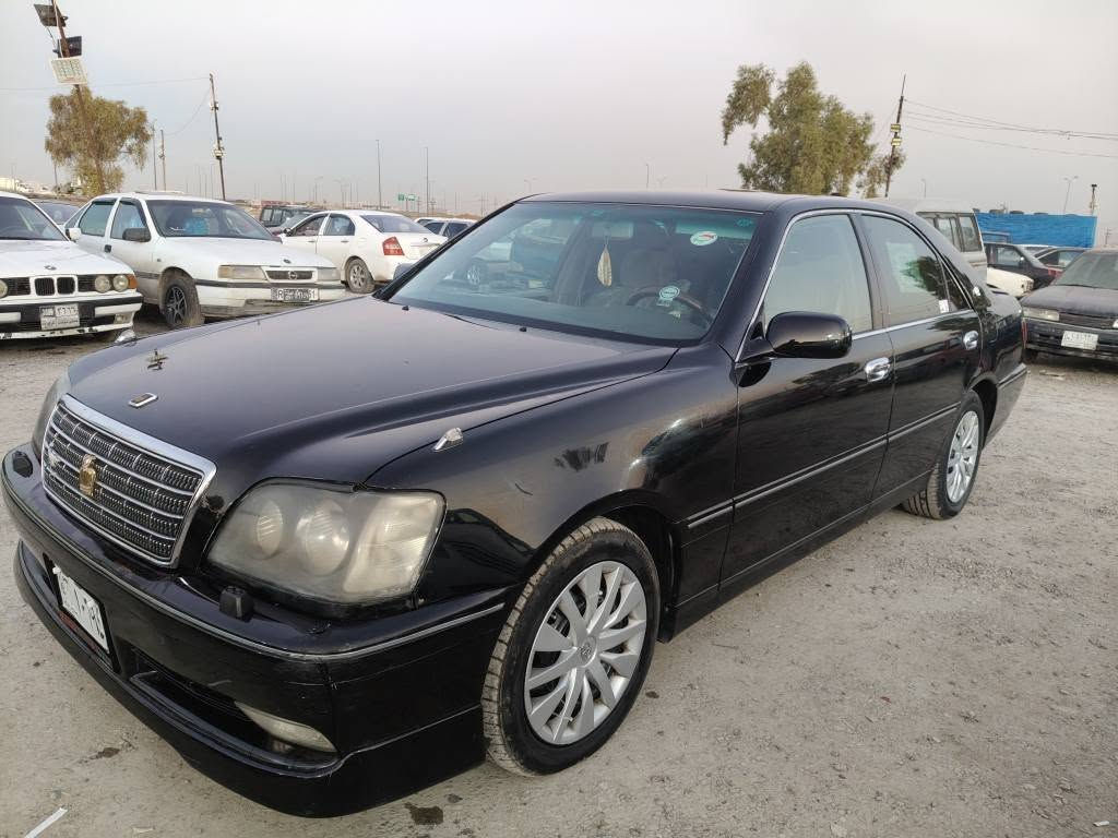 ملیکە 2003 ساغ ساغ 
چوار دووگمە فول بەس سلایت نیە
مەکینە D4 _175 گەورە
دعم لێدرانی نیە موس بڕاوە بەشەرت
گێرو مەکینە تەقەوڕەقە کارەبای بەشەرت
سەیارەکە زۆر پاک و خاوێنە 
سعری 55 مەجال شوێن هەولێر
*********** أربيل, العراق
