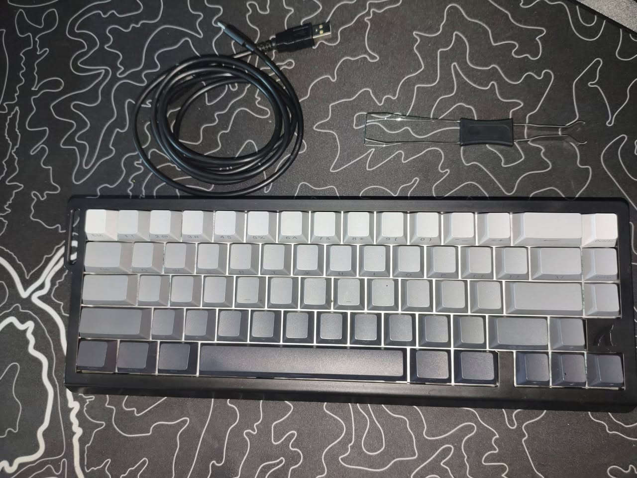 Attack shark x68 he كيبورد
نضافه 85% 
(ما عندي توصيل لان الكارتونه ماكو)
بدون شريط 
سعر 50 بي و مجال بسيط
عنوان بغداد


**إذا كنت صاحب هذا الإعلان وتريد حذفه لأي سبب، رجاءا أرسل رسالة إلى الدعم الفني**