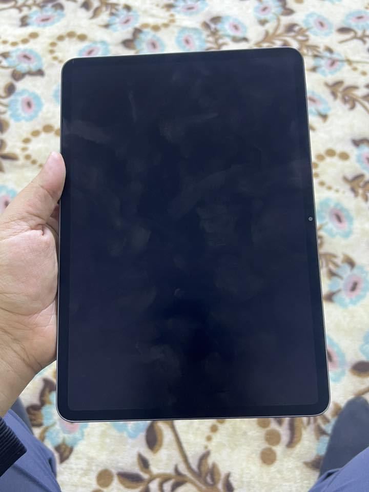 Xlaimi mi Pad 7 Pro Matte Glass
شاومي باد 7 برو  شاشة مات الورقيه 

ذاكرة 512 

رام 12 

لونه اسود 

بطاريه 100

مشحون 17 مره 

 

ملاحظة/ بي شخوط بل شاشه 2 لو 3 و بل شاصي هم 2 

السعر 600 و بي مجال بسيط 

التواصل على الرقم *********** و على الخاص
