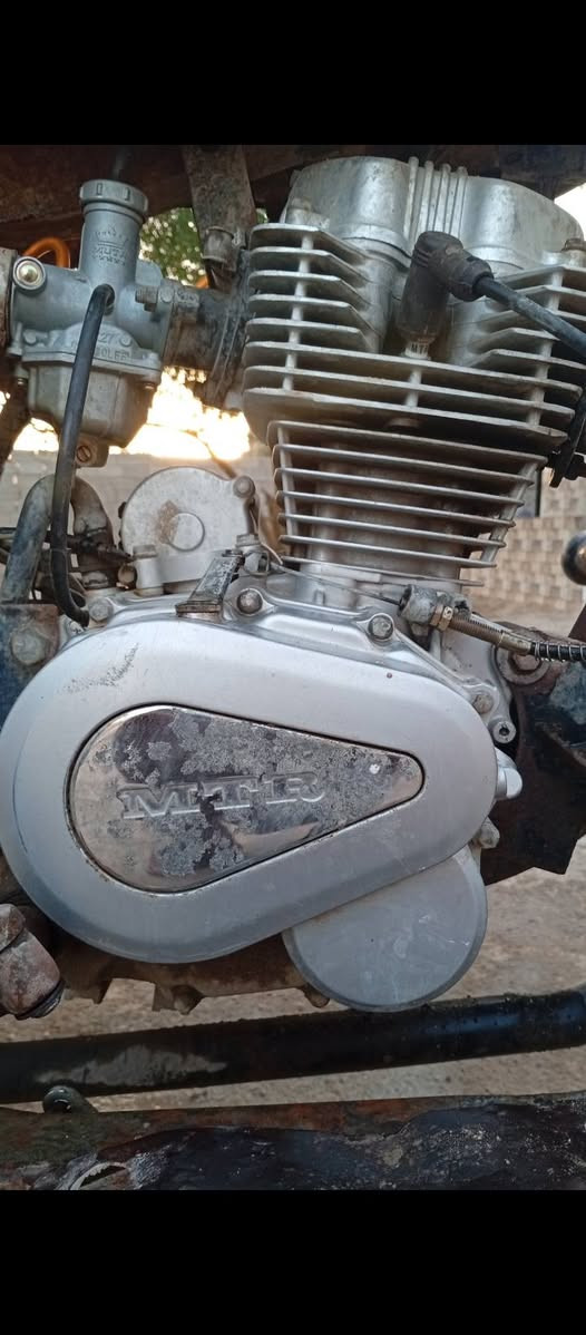 سلام عليكم ستوته 2013ستوته محرك 23 كير جديد تواير جدد بس البنيد رادله ترتيب بس 
المكان الرميثه للستفسار والسعر خاص *********** تصل وبيك خير وتدلل
