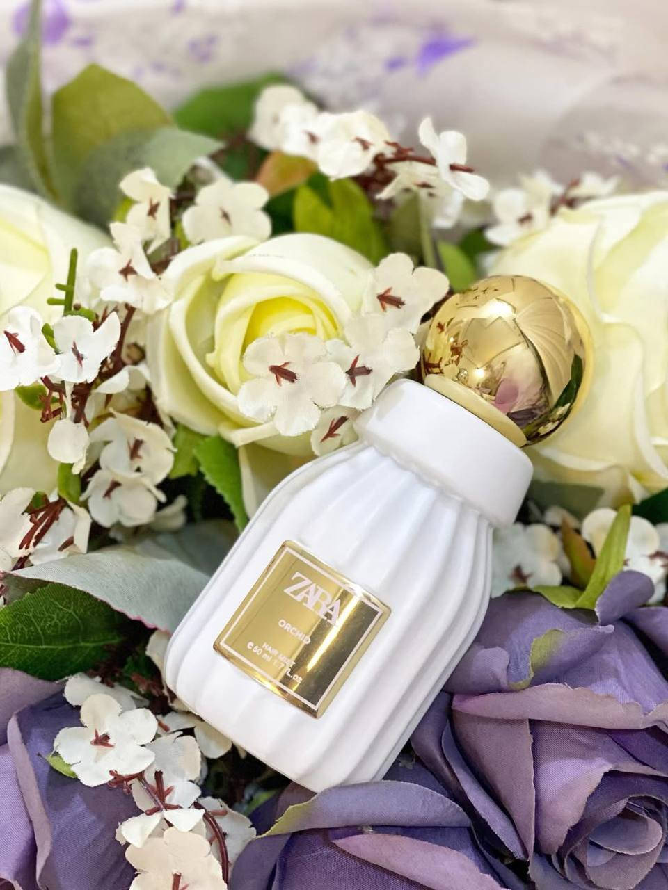 أنوثتك وجاذبيتك 💆‍♀️ الغيمة السحرية اللي تعطر يومك ✨
كل لون من هذه المجموعة يمثل مود وشخصية ثانية تماماً 🧴:
🍊 Peach Glow: انتعاش الخوخ الفاكهي اللذيذ لصباح مليان حيوية ☀️
🌸 Pink Flambé: نعومة وسويت تشبه غزل البنات والمسك، قمة الأنوثة 🎀
🍏 Applejuice: طاقة ونظافة وانتعاش التفاح الأخضر والزهور 🍃
🍒 Red Vanilla: دفء وفخامة الفانيليا والتوت للمناسبات والليل 🌙
🤍 Fields at Nightfall: ريحة بودرية هادئة، ياسمين وخشب صندل تاخذ العقل ☁️
🔮 Violet Blossom: جاذبية زهرة البنفسج واللوز الدافئ، ريحة غامضة ومثيرة 💜
ثبات، خفة، ولمعان، وريحة تتحرك معك مع كل هبة هواء 💨 تنعش روحك!


**إذا كنت صاحب هذا الإعلان وتريد حذفه لأي سبب، رجاءا أرسل رسالة إلى الدعم الفني**