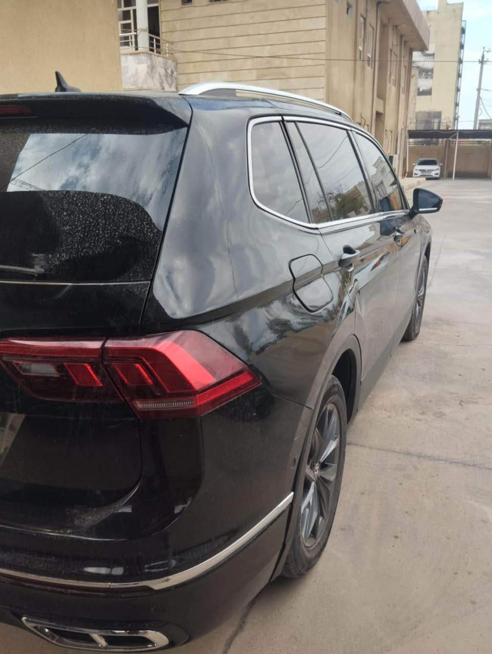 رەفزی مرور ئای تی
تیگوان ٢٠٢٢ قەپات قەپات مواسەفات
ڕادار حەساس پشت و پئش پانۆراما 
کوشن جلد کوشن هیتەر شاشە گەورە 
سوکان تحکم سوکان سپۆرت گیچ ئەلیکترۆنی 
سندوق شەفت گیر مەکینە بەشەرت مەکینە ٢٠تۆربۆ 
***********
*********** سوران, أربيل
