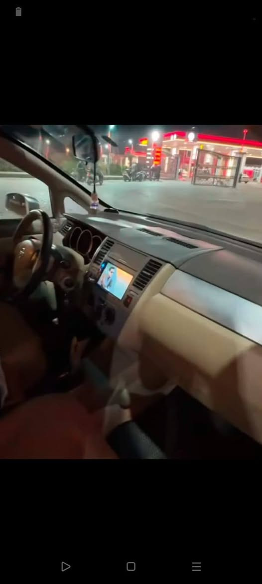 سلام عليكم تيدا للبيع السياره كاعده كير مكينه نشطه رقم انكليزي بسمنا مكانها نجف حي  القادسيه  سعرها 65 وبيها مجال  ***********
