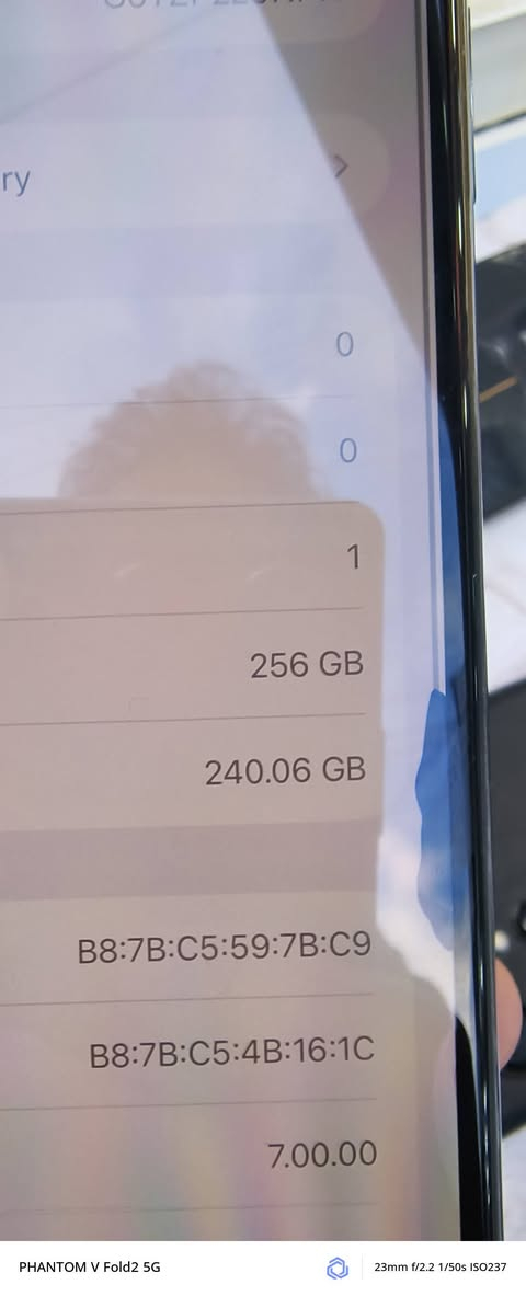 ١١ برؤماكس
٢٥٦ كيكا 
بطاريه ١٠٠
بصمه وجه وباقي شغال
سعر ثابت ١٤٥ الف دينار فقط
*********** اربيل قلعه
