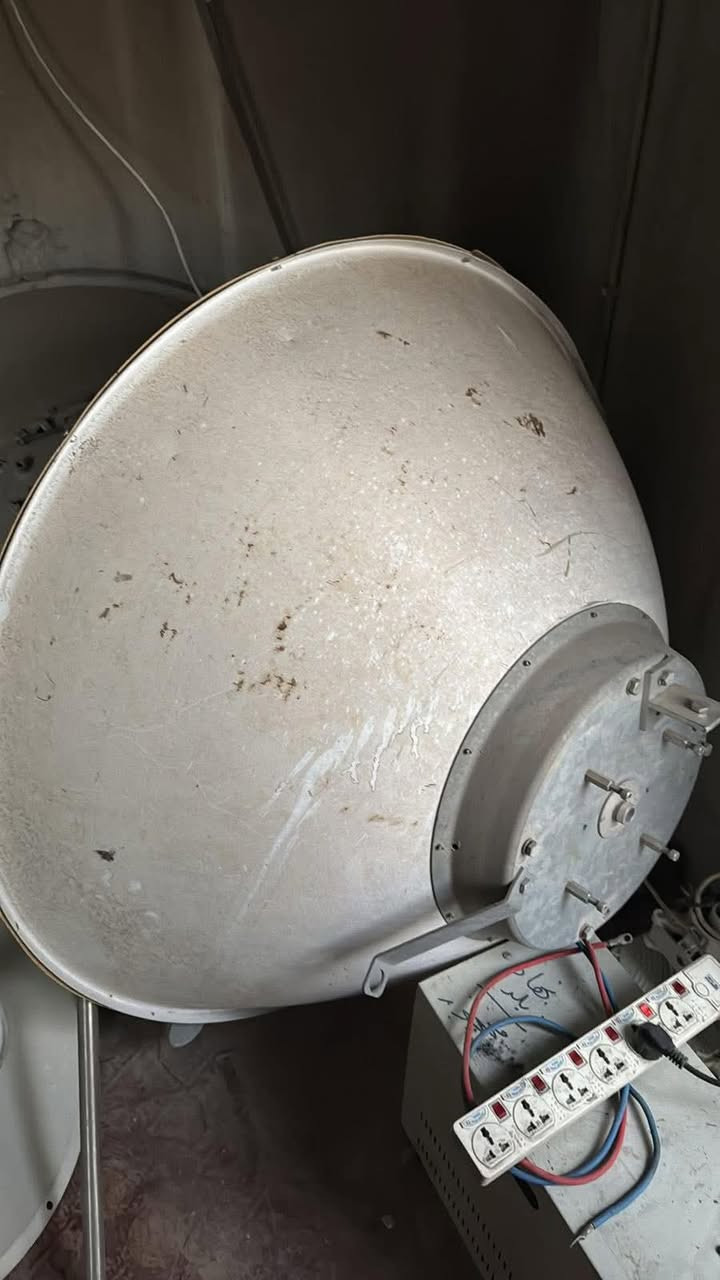 سويتج سيسكو جديد 2960-48 POE
لنك مايكرويف نوع اكسترون تردد ٨ كيكا مع دشات ١٢٠ سم  وضمان ٣ اشهر 
اومنيات ٨ و٩ ديبي جديدة تايوانية 
محولة POE 15 فولت 
بكتيلت متنوعة 
باج بانال تسليك جديد تايواني مختلف الانواع 
عاكسات شغالة ٢٤ فولت و٣٦ فولت  
عاكسات عاطلة مع كارتات احتياط من ٣ الى ٨ كيفي 
سويتجات متنوعة 
كلاود كور ١٠٧٢ 
كور سويتج سيسكو 6509S  كامل مع الكارتات 
فلاتات ٢٣ ديبي جديدة 
يوبي اس جديد بالكارتون 20KV بطاريات خارجية
يوبي اس ٣ كيفي ٧٢ فولت بطاريات خارجية يوجد مستعمل ويوجد جديد بالكارتون 
شاحنة بطارية ٢٤ فولت ٦٠ امبير ويصلح مجهز قدرة 
PDU سمارت قدرة عالية بيه ٣٢ بورت 
دشات مايكرويف قياس ١٢٠سم و ٩٠ سم متنوعة الترددات 
راك ٢٧ يو شبه جديد
لنك ايرفايبر 5U تك شغال وتك بيه عطل وايرليس 
دش ميموسا B11 ١٢٠ عدد ١  
سيسكو WS-C3860-48 POE 4 port 10G 

للاستفسار الاتصال على الرقم 
***********
