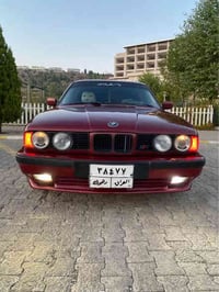 بي ام ٥٢٥ ١٩٩٣ • توماتيك • كاميرا شاشة