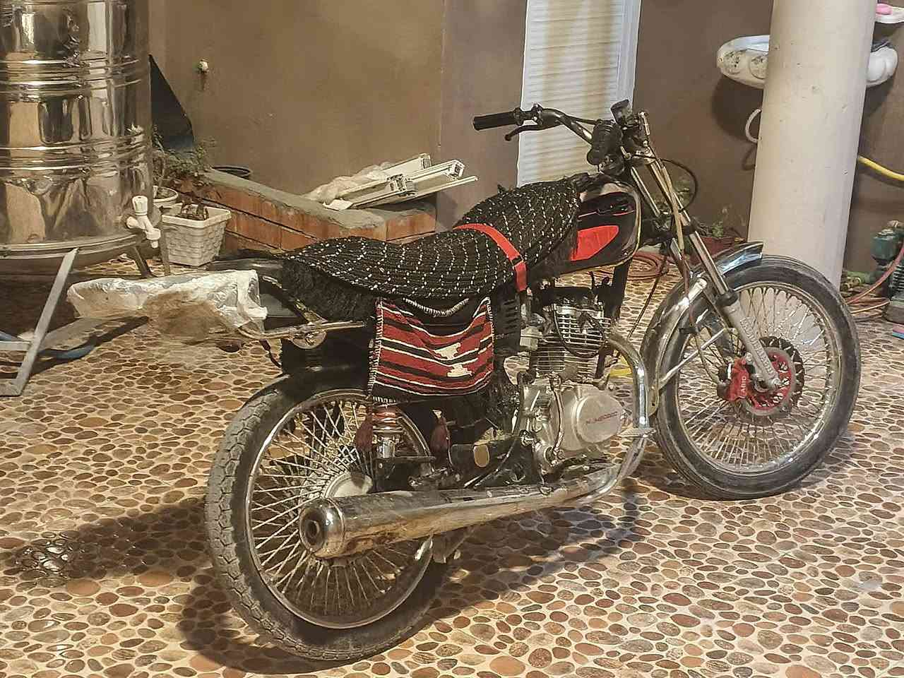 دراجە نامە برو محسن 2024لاصوت لاتبخیر مکینە کبس شلعە و معدل فول غراضە کلە عل بلاد24ماناقصهە شي من جوە کلە نشرات وترتیب .للبیع.ومراوس.سعرهە425ومجال شراي .***********ما اکدر اجاوب عل خاص تفاصیل لو خابرني لو راسلني عل واتساب
