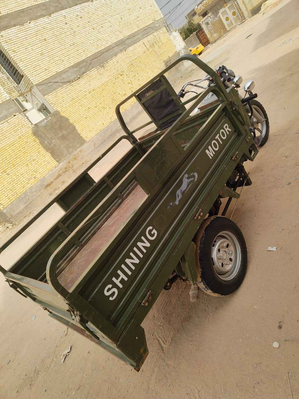 سلام عليكم جمره البيع مديل 2022 السعر مليون و750 وبيه مجال رقم الهاتف*********** وراق اصليه مداور من وكيل بسمي محرك 25 شاصي مكفول نكره سلف جاهزه مجهزه العنوان النجف حي نداء عامود 22
