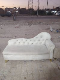 شازونات 4البيع عوزهن بس غسل سعر وحده 50 مكان بغداد نهروان رقم 07766009...