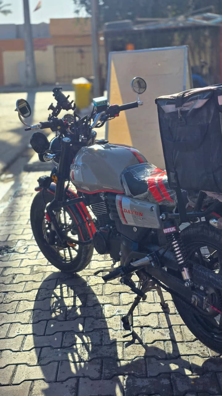 دراجه دايوان لايتي موديل 2025 الدراجه معروفه انضف لايتي ابتكريت كامله ما ناقصها برغي مرتبه ونشاطها خير من الله السعر قفل مليونين ونص قفل ما بيها مجال
***********
