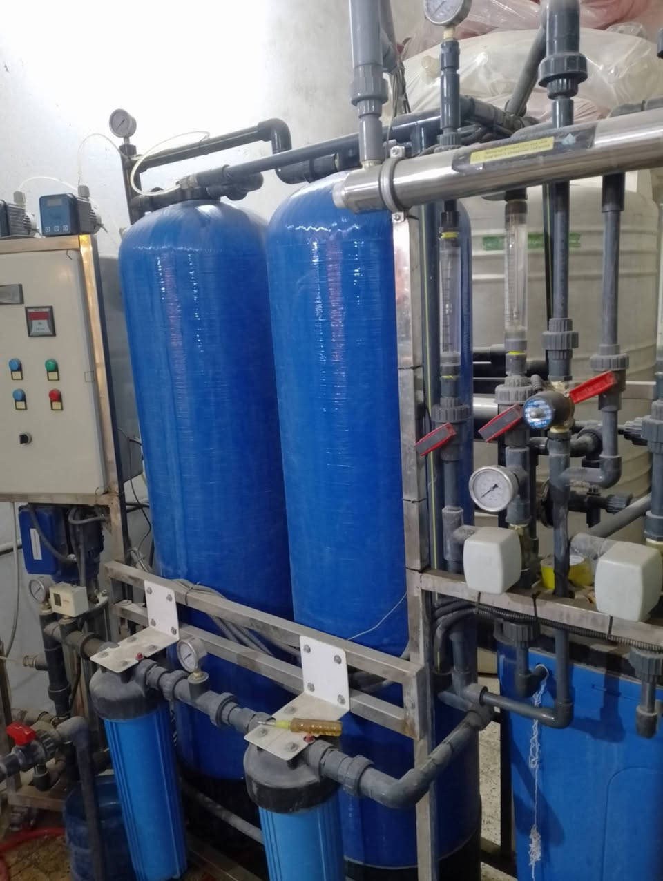 السلام عليكم محطه ماء ارو للبيع السعه 1000لتر بالساعه  فوول فوول.
محطة تفصال 

 اوتماتيك فزل ابو ال16 مع كامل ملحقاتها تانكي عدد2 عماني ضمان 10 سنوات  ال5000لتر والثاني  ال3000لتر  مع ماطور غذائي بوستر ايطالي   مع موطور ترس خام بوستر ايطالي السعر  40 ورقه

نضيفه جدا اخت الجديده ممبرينات جدد

ديالى الخالص

للاستفسار الاتصال 

***********
