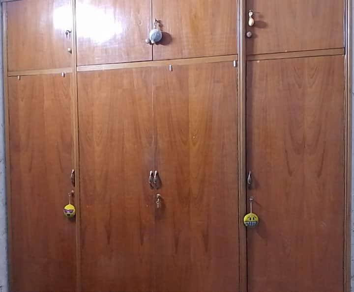 سلام عليكم غراض نظيفة للبيع مكاني بالجاير 
امراية 125
ثلاجة 100
بوفية 100
كنتور 250
 دوشك طبي 85
تخم 250 عدد 5 مقاعد *********** كربلاء, العراق
