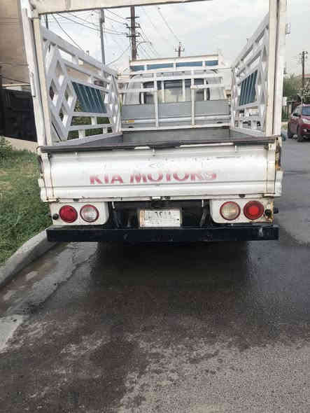 سلام عليكم كيا حمل للبيع موديل ٢٠١٥ رقم بغداد بسمي سيارة جاهزة للعمل تبريد شغال تخم تاير سعر ١٠٥ بغداد حي الخظراء ***********
